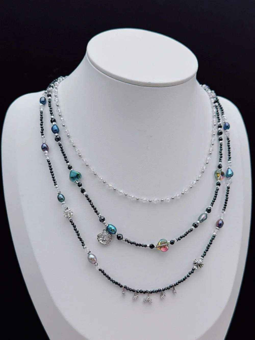 26X519 Handmade Freshwater Pearl Black Spinel Triple Layer Dainty Necklace 16+2”